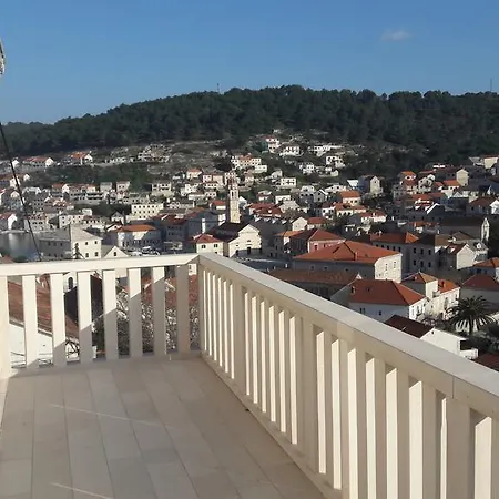 Nikola Apartament Pucisca