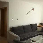 Nikola Apartamento *
